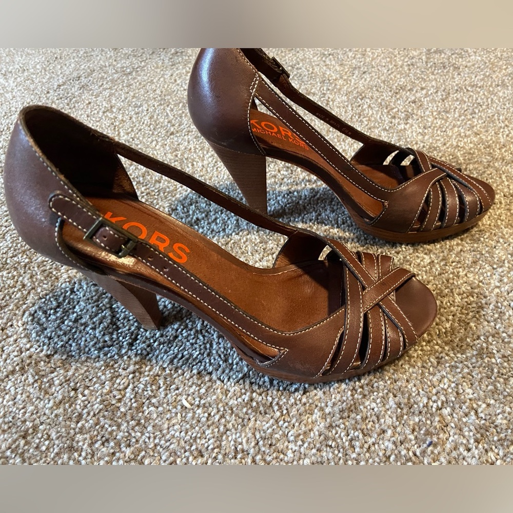 Gorgeous Kors Michael Kors high heels - Picture 3 of 5